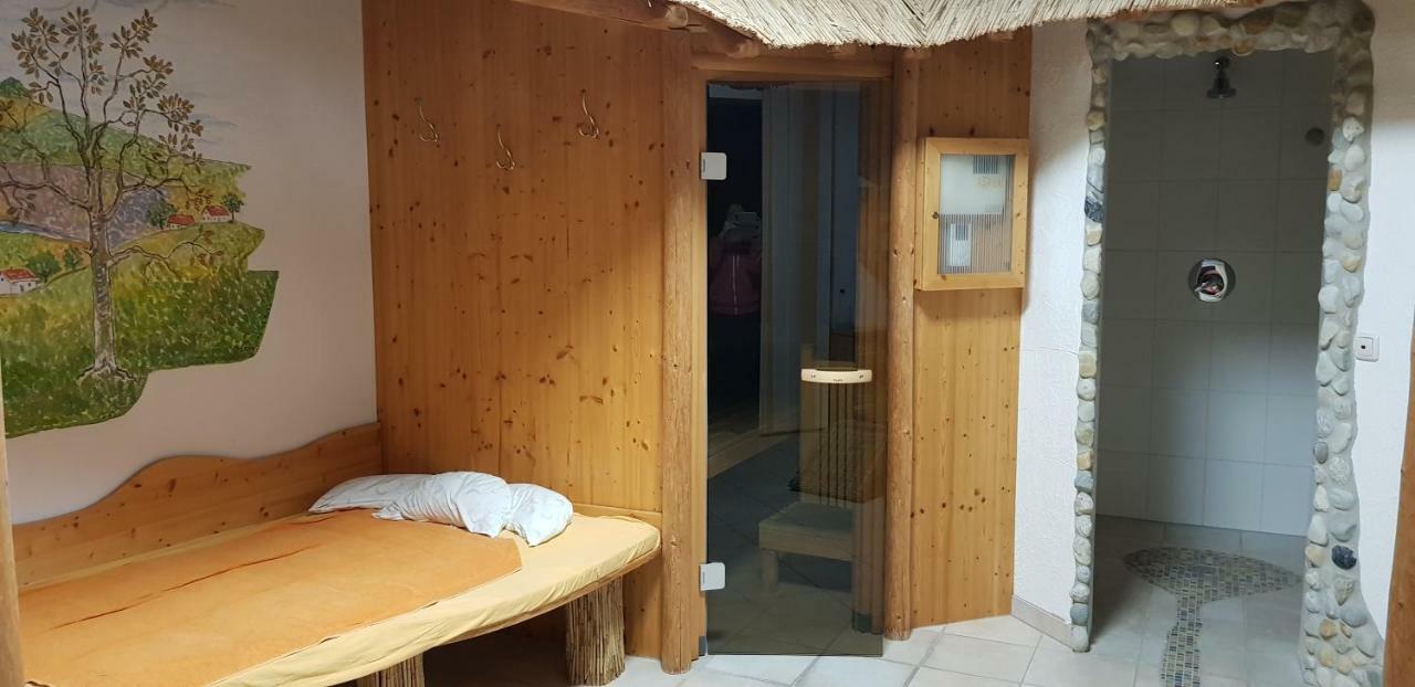 Hotel Garni Huegellandhof Neuhaus am Klausenbach Eksteriør billede